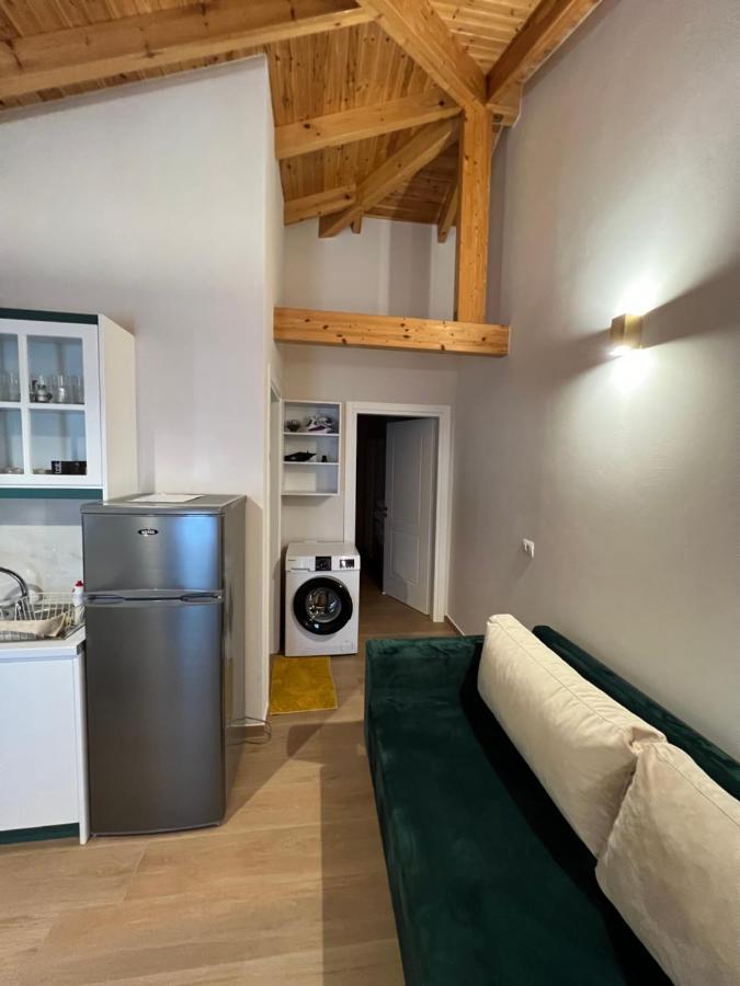 Apartment Amazing Familiar And *